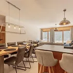 Hara-kiri, Superbe Avec Terrasse Vue Montagne