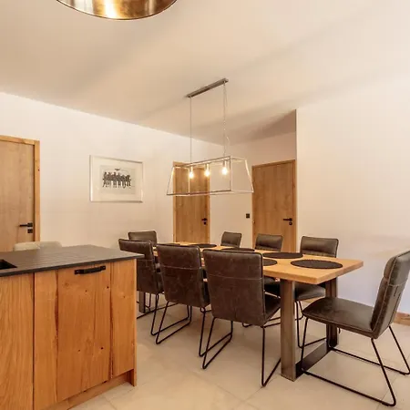 Hébergement de vacances Hara-Kiri 4* · 10 pers · 4 chambres · Grande terrasse La Plagne