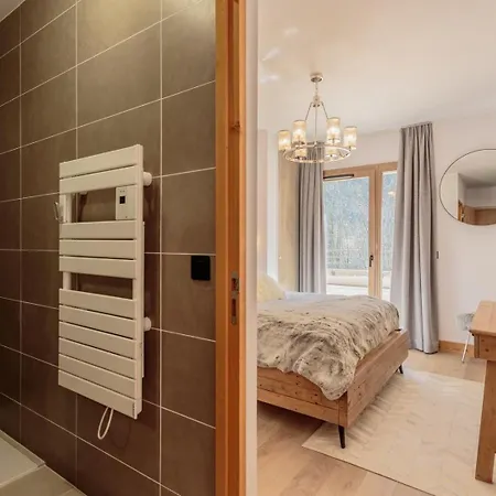 Hara-kiri, Superbe Avec Terrasse Vue Montagne * 라 플라뉴