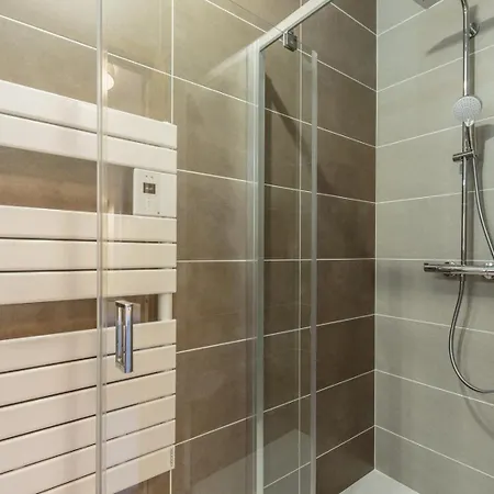 Hara-kiri, Superbe Avec Terrasse Vue Montagne * 라 플라뉴